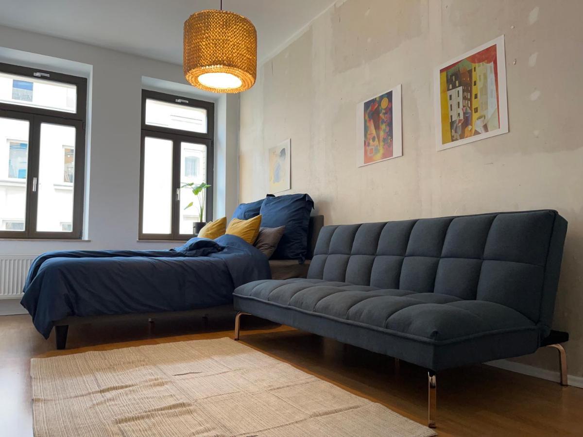 Ferienwohnung Stilvoller Altbau mit Balkon - 10 min to center Leipzig Exterior foto